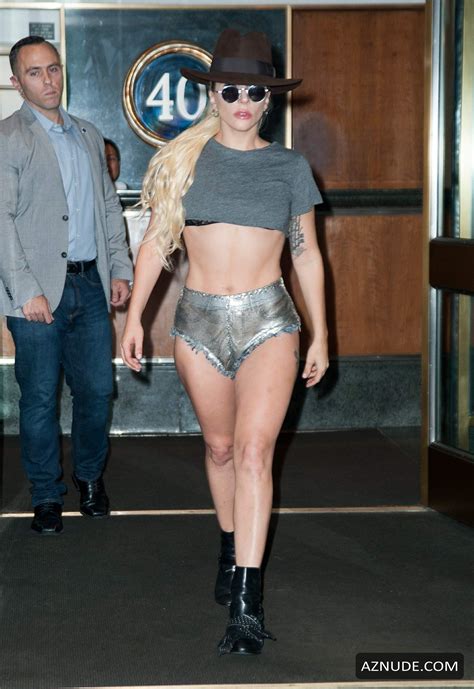 lady gaga flashes her pussy in new york city aznude
