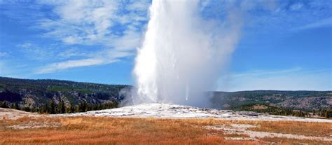 old faithful geyser basin wanderung canusa