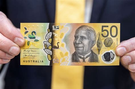 australias   bank note revealed
