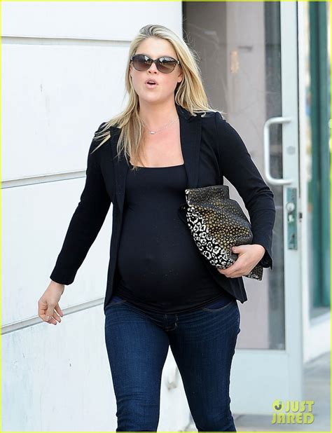 pregnant ali larter is deciding between three different diets to lose