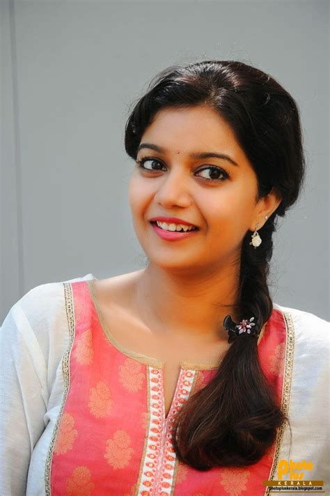 cute homely kerala actress swathi s large size photos closeup and full size photoplus kerala