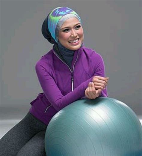 images  sporty hijab  pinterest sporty muslim women