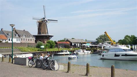 fietsen langs de nieuwe hollandse waterlinie km de nederlandse toerist holland route gem