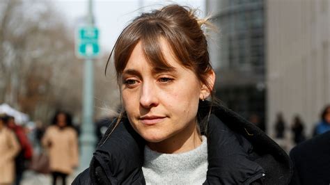 nxivm trial allison mack lured woman into sex cult she