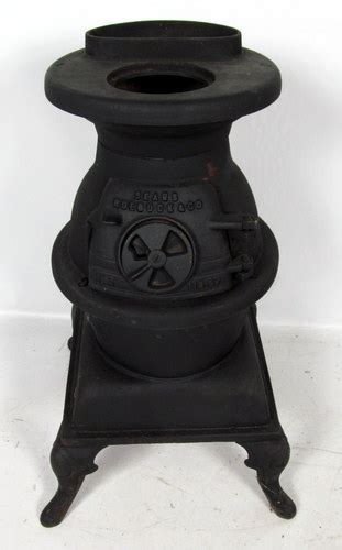 Antique Sears Roebuck Cast Iron Pot Belly Stove 119 57 Ebay