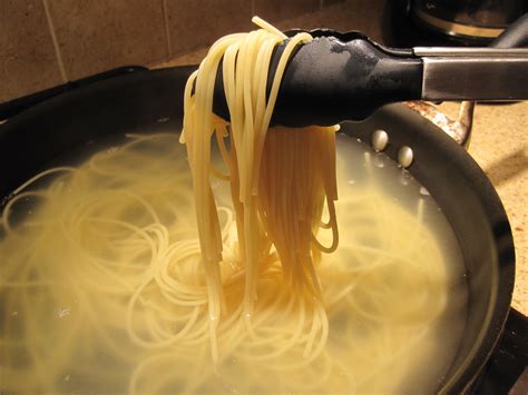shouldnt drain pasta   sink
