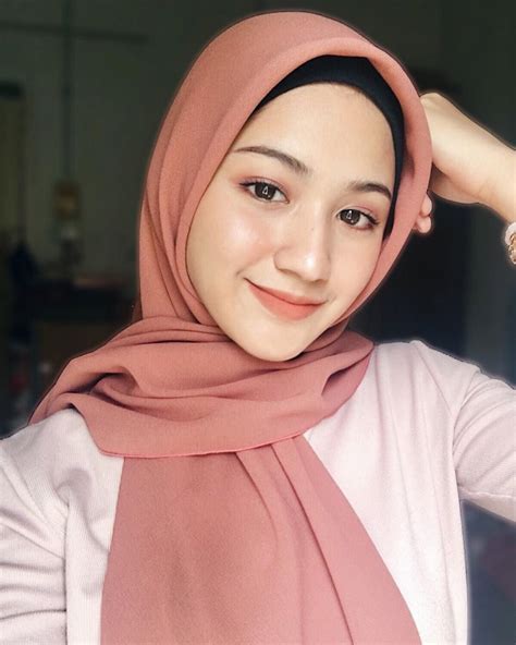 Gambar Orang Pake Jilbab Terbaru