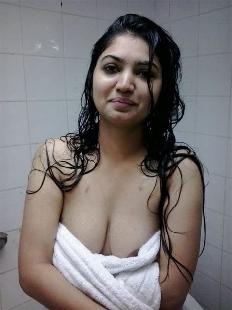 indian girls deep cleavage part 2 photo album by