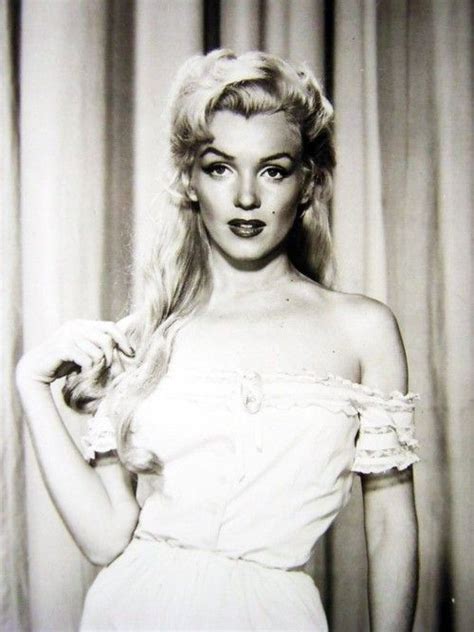 marilyn monroe long hair the most classic to follow