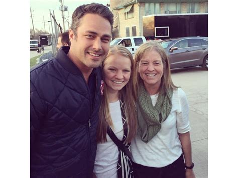 Residents Meet Chicago Fire Actors After Filming In