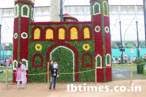 independence day flower show at lalbagh bangalore 2015 photos images