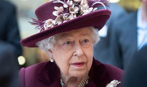 The Queen To Make Tv Address To Nation