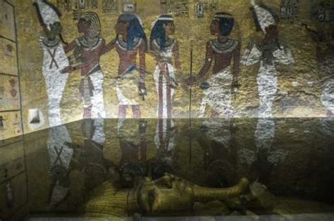 Egypt Panel Approves Using Radar To Find Nefertiti Tomb
