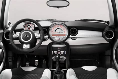 mini interior    improve  motoringfile