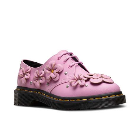 flower dr martens