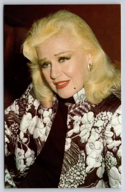 Famous~close Up Photo Of Actress And Singer Ginger Rogers~coral Lee