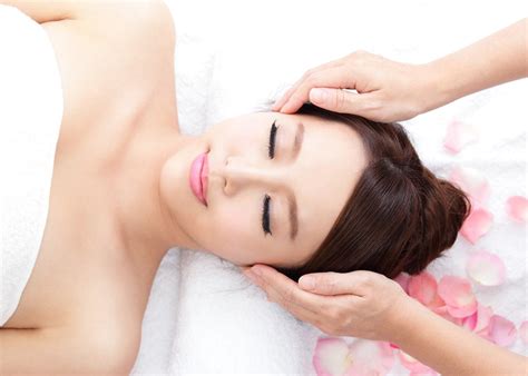 massage reflexology acupuncture in earls court oriental