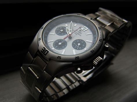 jam  jemis chronograph  white dial sold
