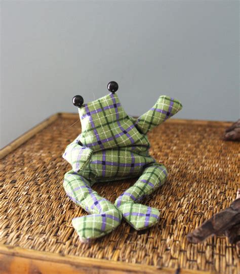 designs bean bag frog sewing pattern chelsearyley