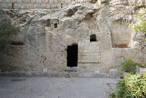 filejerusalem garden tomb bw jpg wikimedia commons