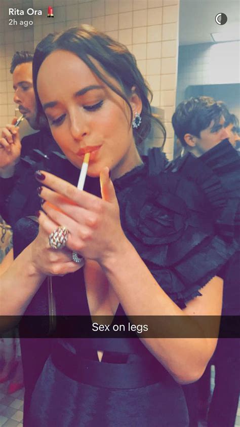 Bella Hadid Slammed By Cancer Expert For Glamorising Cigarettes