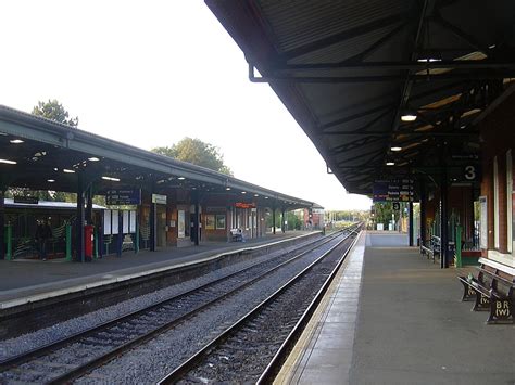 stourbridge junction railway station sbj  abc railway guide