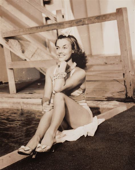 vintage everyday beautiful portrait photography of 50 hollywood actresses from the 1930s 40s