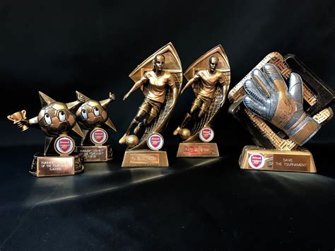 glass awards medals trophies supplier munich  trophies