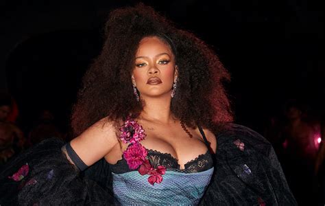 Rihanna Bares Her Copious Cakes In Savage X Fenty Lingerie