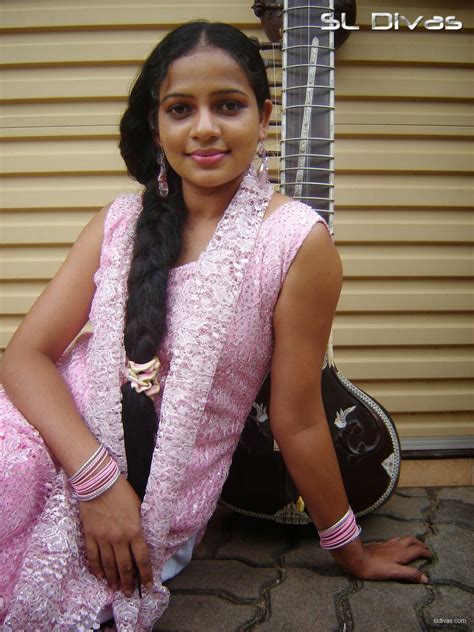 Sl Hot Actress Pics Umayangana Beautiful Lankan