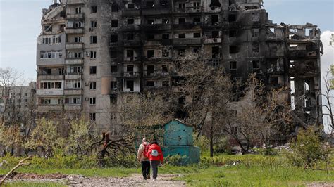 Why The Battle For Mariupol Is Important For Putin The New York Times