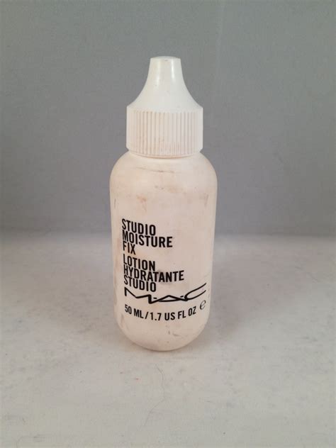 mac cosmetics studio moisture fix spf  facial cream moisturizer