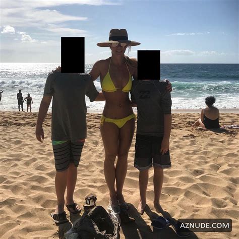 Britney Spears Sexy On The Beach In Hawaii In A Yellow Bikini Aznude