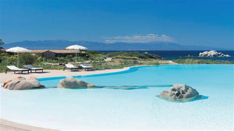 resort valle dellerica das beste strandhotel auf sardinien