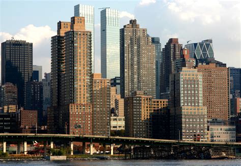 filenew york city buildingjpg