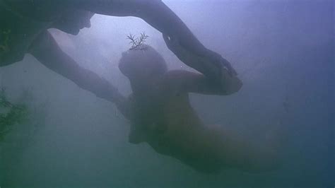 Nude Video Celebs Kate Winslet Nude Iris 2001