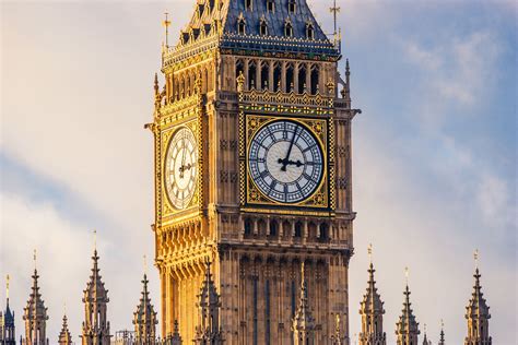 big ben       londons famous clock