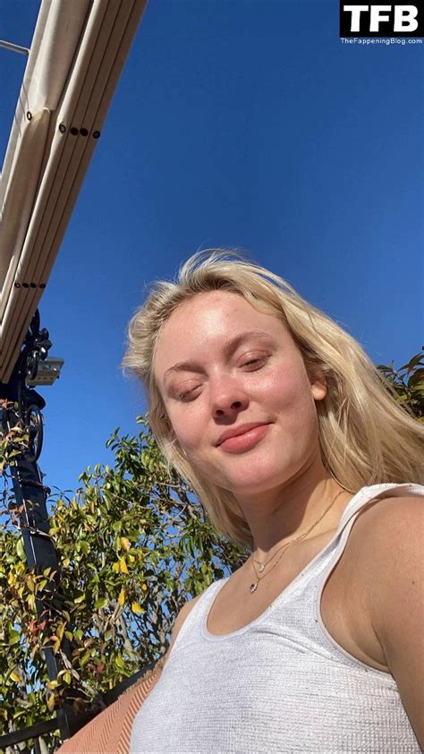 Zara Larsson Nude Sexy Leaked The Fappening 2 Pics Everydaycum💦