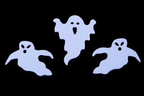 image    ghosts creepyhalloweenimages