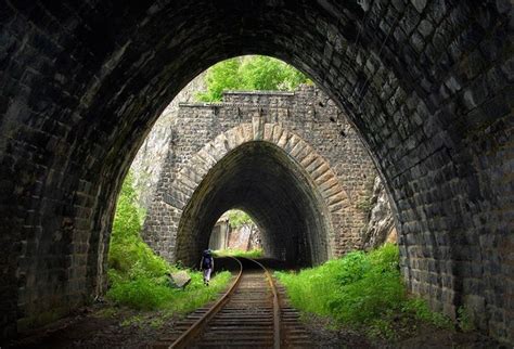 images  railroad tunnels  pinterest great train robbery milwaukee  portal