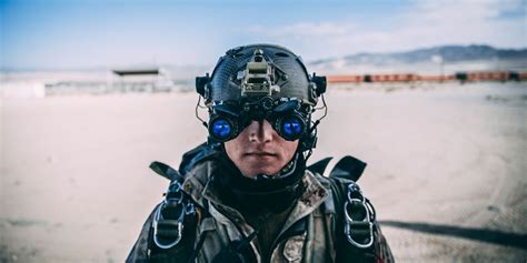 The U S Army Wants New Goggles With Ar Vr And Night Vision
