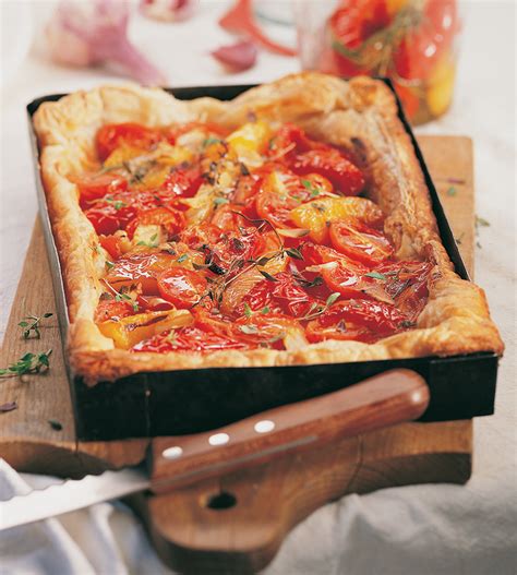 tomaten paprika blechkuchen aus blaetterteig rezept tante fanny