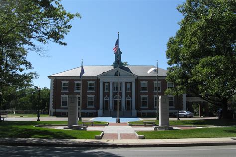 filebraintree town hall majpg wikimedia commons