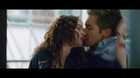 Love And Other Drugs [official Trailer] Love And Other Drugs