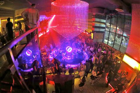 bangkok nightlife club bed