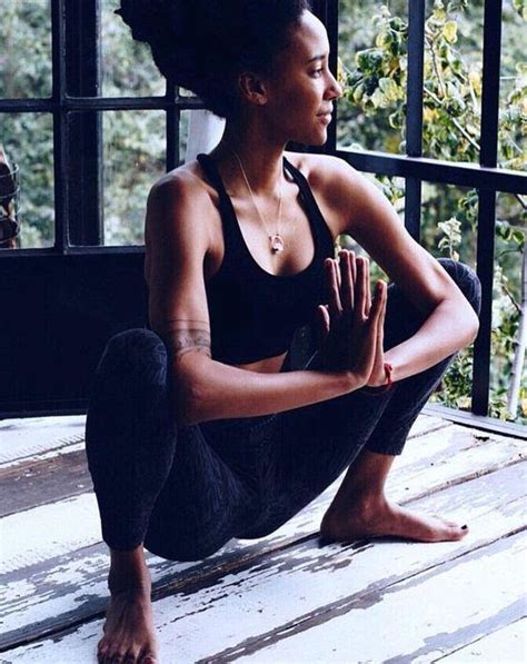 yoga poses  beginners  everyday routine avanigo