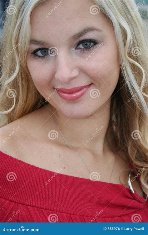 Blonde Sexy Photo Stock Image Du Amour Confiant Mignon 355976
