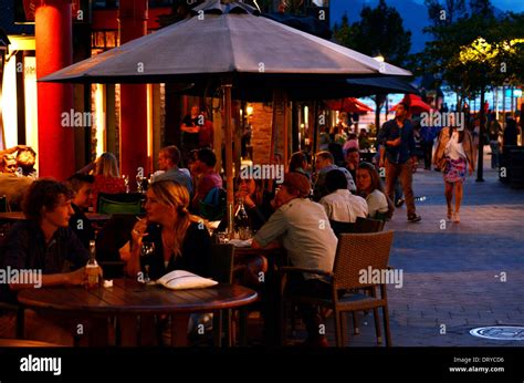 visitors enjoy  nightlife  queenstown  zealand stock photo  alamy