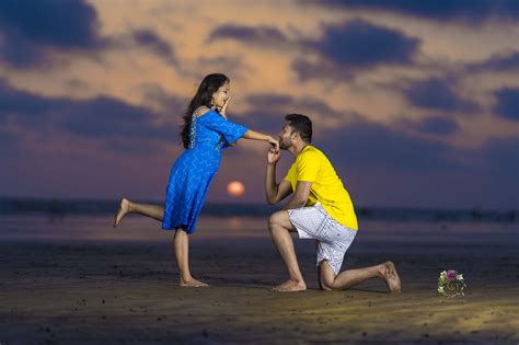 30 Best Pre Wedding Photoshoot Poses For Beach You Must Try