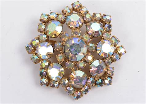 Large Vintage Rhinestone Brooch Ebth